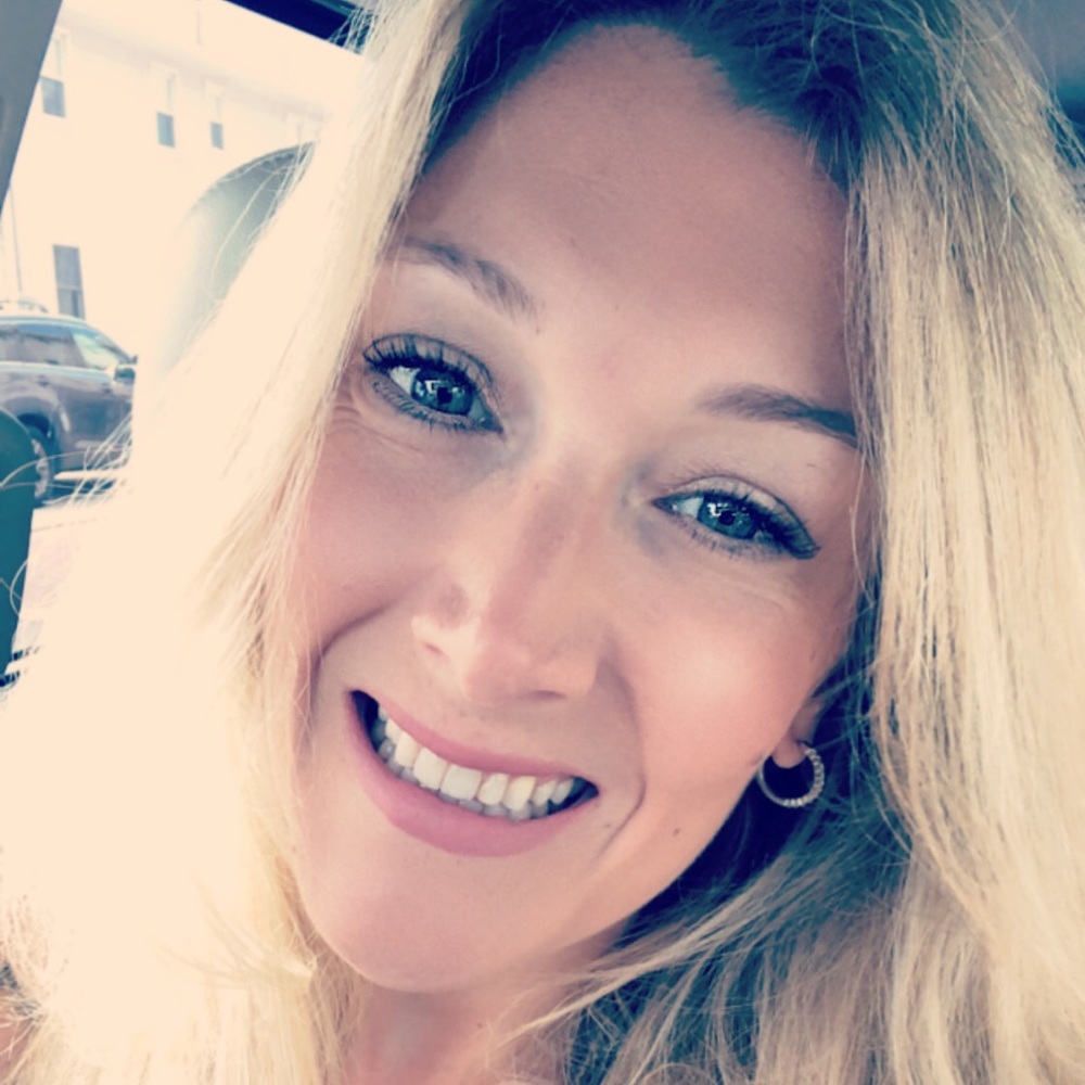 Meet your Posher, Andrea